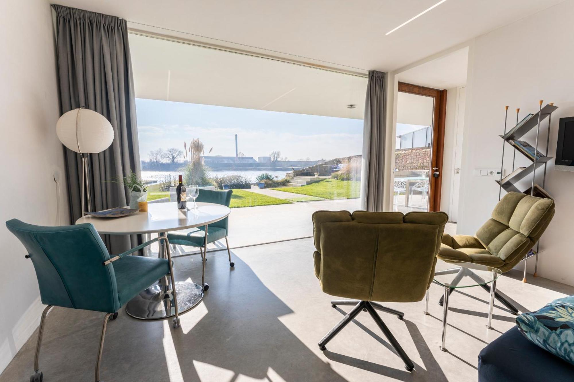 Luxe Apartment Direct Aan De Rivier Rhenen Dış mekan fotoğraf